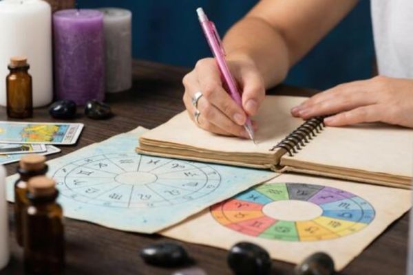 How Psychic Services Help People Understand Their Life Path and Future Choices?