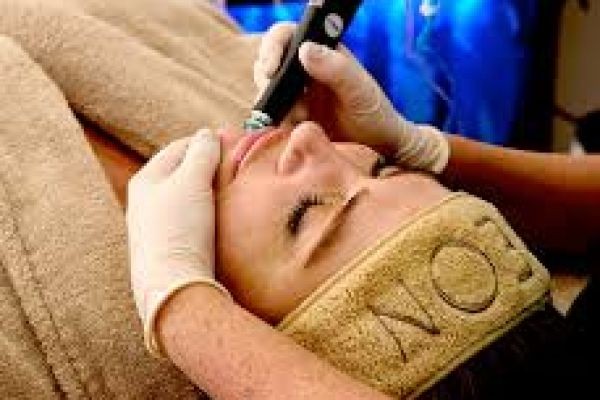 HydraFacial Treatment in Dubai for Youthful and Radiant Skin