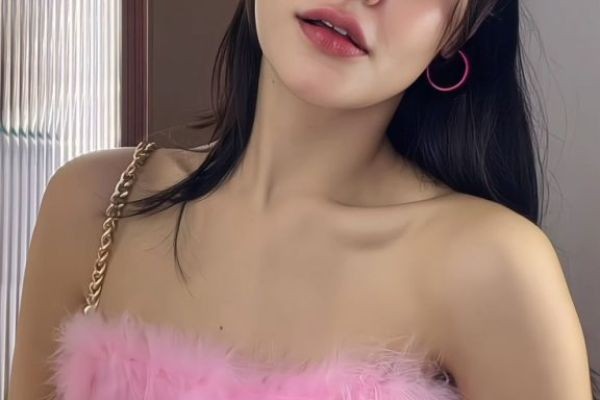 Make Your Fantasy Come True with Karachi Escorts