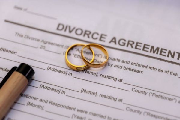 What Should You Know About Temporary Orders During a California Divorce?