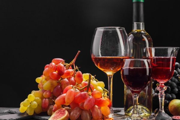 Fruit Wine Market Size Analysis: Growth Factors, Trends, Demand, and Future Outlook.