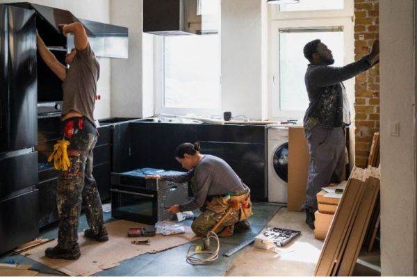 How Professional Home Renovation Services Transform Your Living Space?