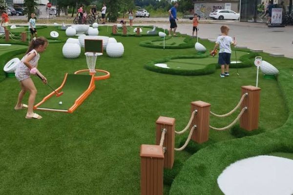 Indoor Glow in the Dark Putt Putt: A Fun Adventure for Everyone