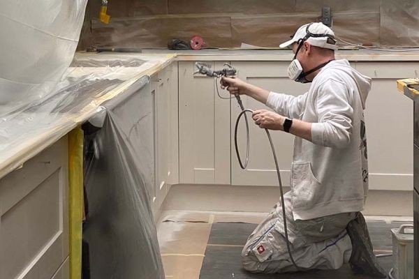 Why Hire a Professional Cabinet Repainting Service in Palm City, FL?
