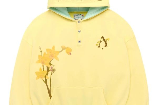 Transform Your Look with These Trendy Hoodie Styles