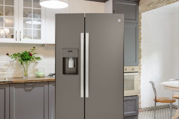 How a Side by Side Fridge with Ice Maker Makes Life Easier