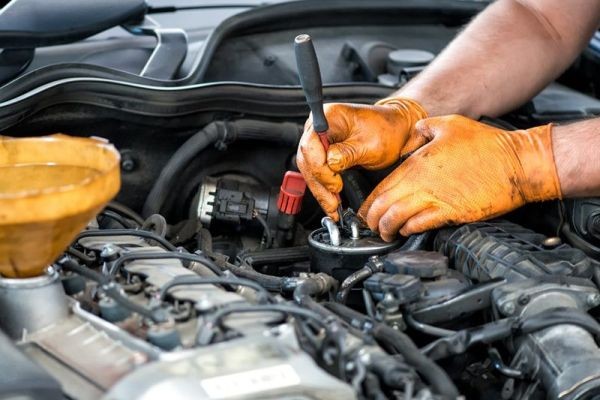 How a Car Engine Overhaul Can Give Your Vehicle a Second Life
