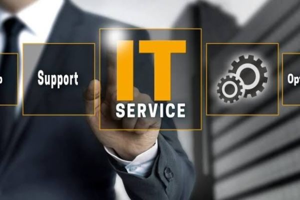 How Can an IT Solutions Company in the UAE Help Businesses Prepare for the Future?