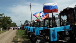 Крупные агрохолдинги забирают у фермеров и у пайщиков землю